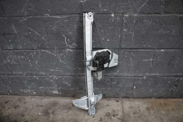 MECHANISM LEVE VITRE DROIT CITROEN C1 5-PORTE 2005-2014 - Vue 2